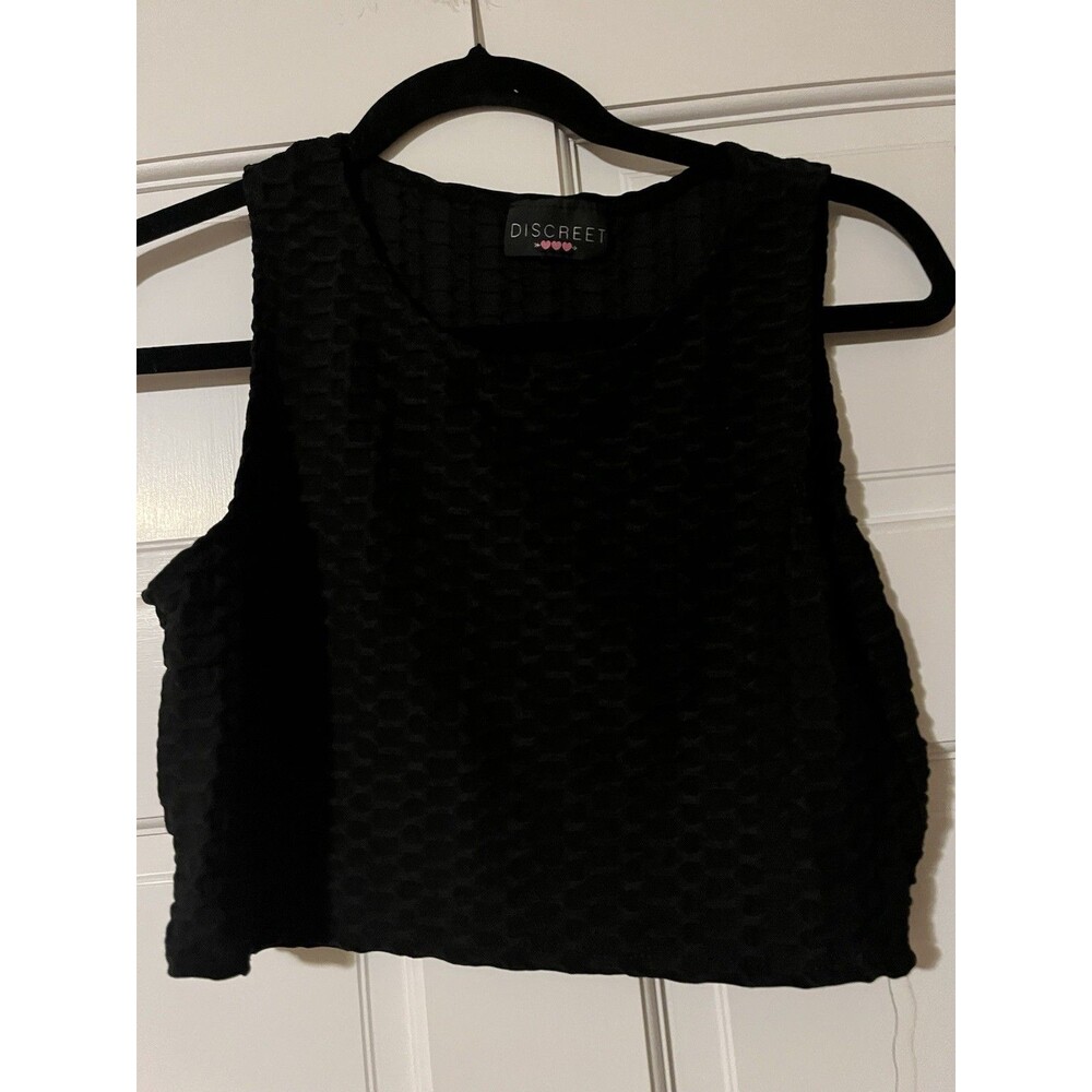 Discreet Women’s Black Solid Textured Scoop Neck Cropped Tank Top L
